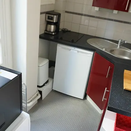 Victor Hugo - - 16 Apartament
